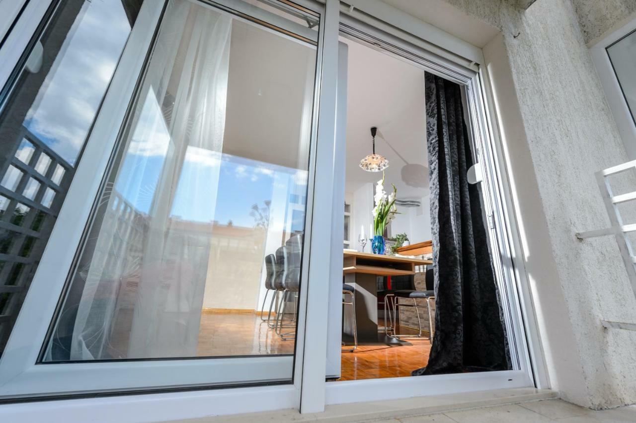 Apartment Ana 4+2 Makarska Exterior photo