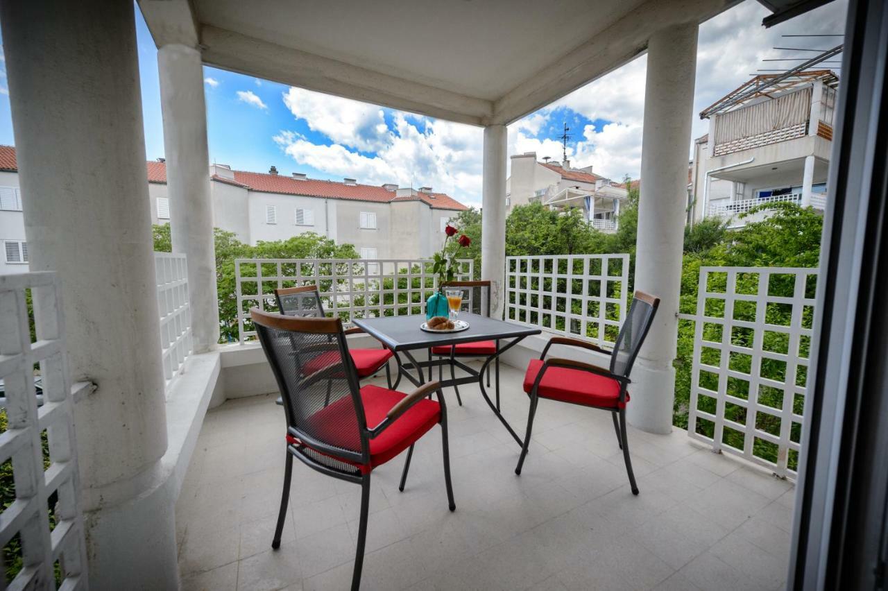 Apartment Ana 4+2 Makarska Exterior photo