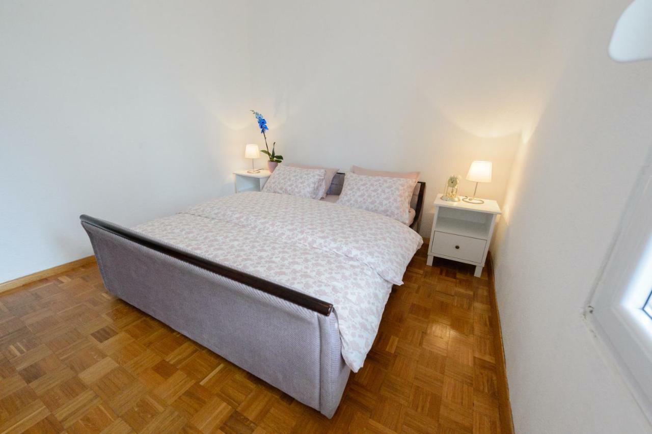 Apartment Ana 4+2 Makarska Exterior photo